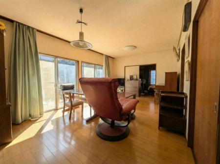 ��t���l�X���s�݂���4���ڂ̒��È�ˌ��Ẵ��r���O