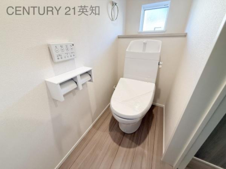 ��t����t�s��t��ᏼ��3���ڂ̐V�z��ˌ��Ẵg�C��