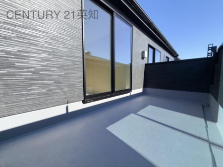 ��t����t�s��t��ᏼ��3���ڂ̐V�z��ˌ��Ẵo���R�j�[