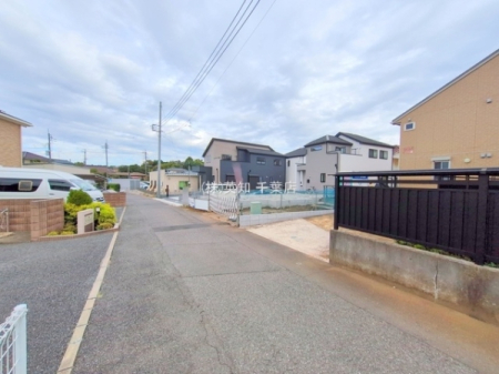 tts΋_c1ڂ̐VzˌĂ̑OʓH܂ތnʐ^