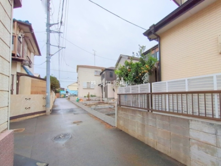 tDsR3ڂ̐VzˌĂ̑OʓH܂ތnʐ^