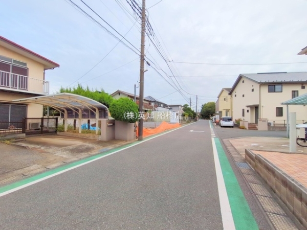 tKusPY4ڂ̐VzˌĂ̑OʓH܂ތnʐ^