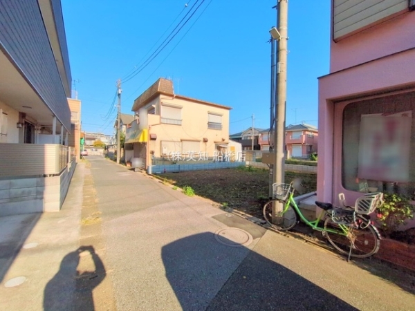 tDs6ڂ̐VzˌĂ̑OʓH܂ތnʐ^