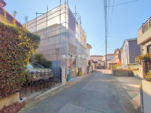 ts䓌6ڂ̐VzˌĂ̑OʓH܂ތnʐ^