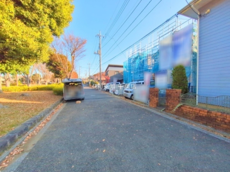 ��t����t�s�΋您��ݖ�5���ڂ̐V�z��ˌ��Ă̑O�ʓ��H�܂ތ��n�ʐ^