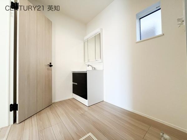 ��t�����q�s��P���̐V�z��ˌ��Ă̐��ʑ�E���ʏ�