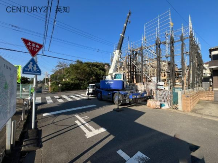 tqsP̐VzˌĂ̑OʓH܂ތnʐ^