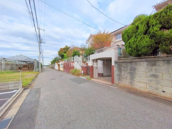 tts΋悠݂u4ڂ̒ÈˌĂ̑OʓH܂ތnʐ^