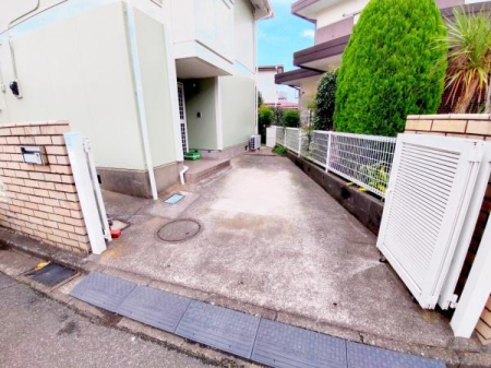 tsz{V3ڂ̒ÈˌĂ̒ԏ