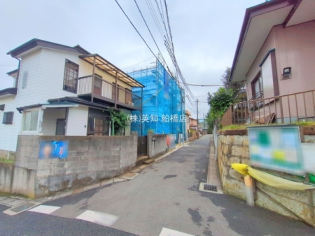 tDsO8ڂ̐VzˌĂ̑OʓH܂ތnʐ^