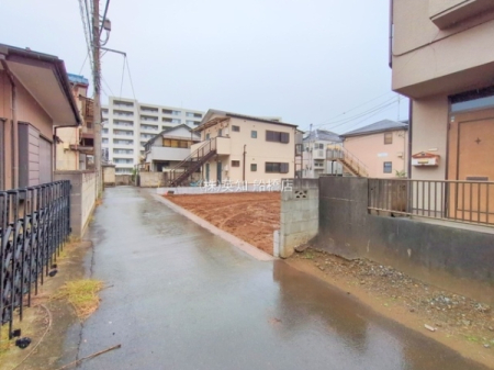 tDsO6ڂ̐VzˌĂ̑OʓH܂ތnʐ^