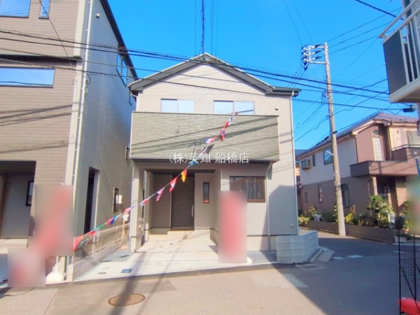 ��t���D���s�O����6���ڂ̐V�z��ˌ��Ă̂��̑����n