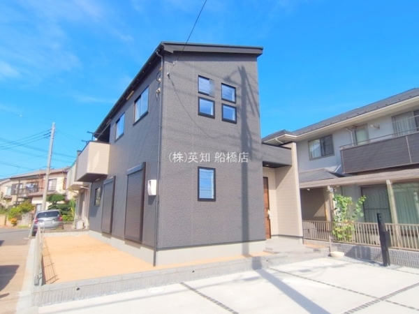 ��t���D���s����1���ڂ̐V�z��ˌ��Ă̌��n�O�ώʐ^