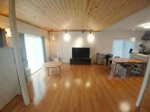 ��t����t�s��t����]�����̒��È�ˌ��Ẵ��r���O