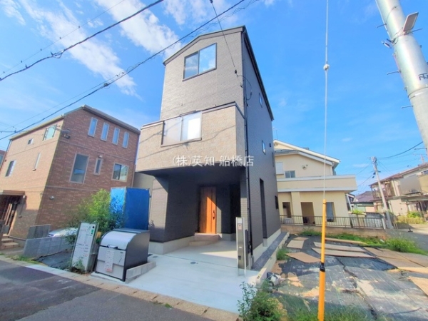 ��t���D���s�O����4���ڂ̐V�z��ˌ��Ă̌��n�O�ώʐ^