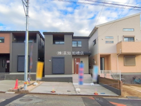 ��t���D���s�K�u���2���ڂ̐V�z��ˌ��Ă̂��̑����n