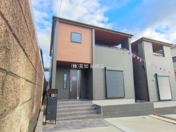 ��t���D���s�K�u���2���ڂ̐V�z��ˌ��Ă̌��n�O�ώʐ^