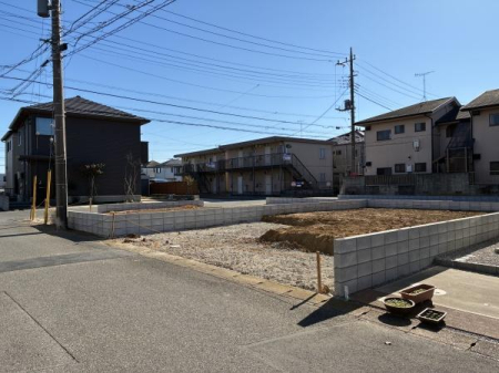 ��t����t�s��t��L��2���ڂ̐V�z��ˌ��Ă̑O�ʓ��H�܂ތ��n�ʐ^