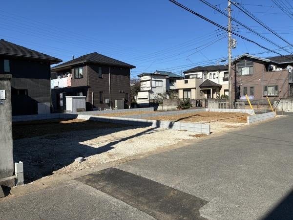 ��t����t�s��t��L��2���ڂ̐V�z��ˌ��Ă̑O�ʓ��H�܂ތ��n�ʐ^