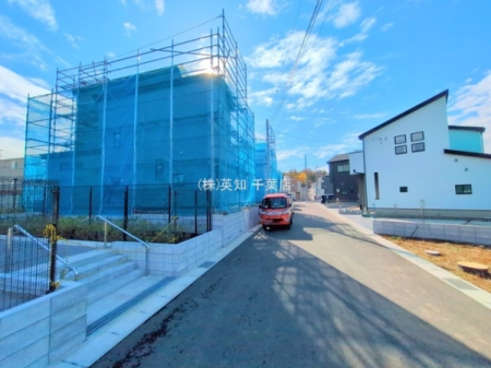 tlXsc̐VzˌĂ̑OʓH܂ތnʐ^