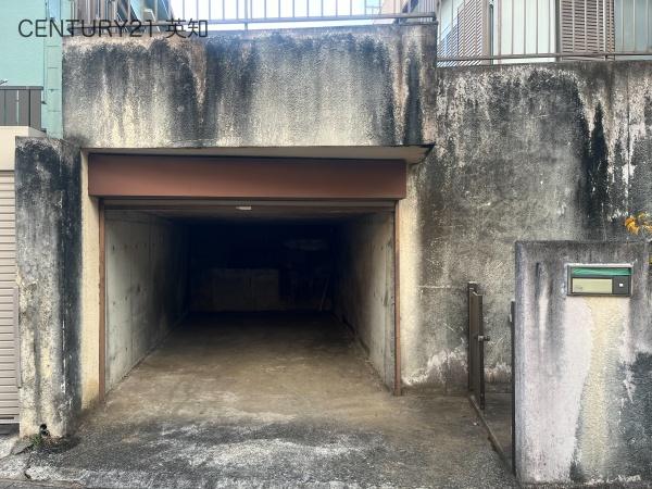 ttst{2ڂ̒ÈˌĂ̒ԏ