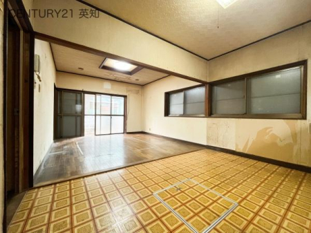 ttst{2ڂ̒ÈˌẴrO