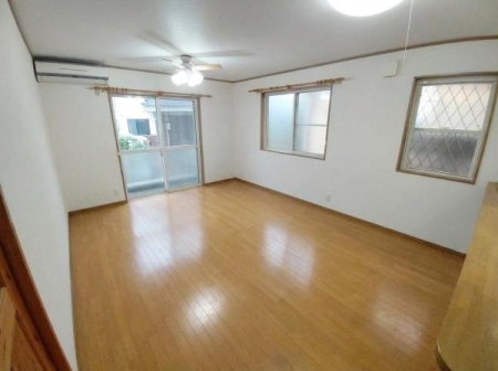 ttst搼s5ڂ̒ÈˌẴrO