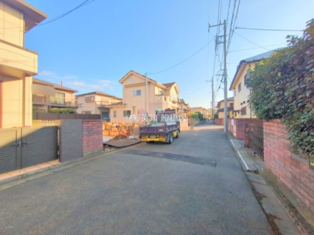 tDsČ2ڂ̐VzˌĂ̑OʓH܂ތnʐ^