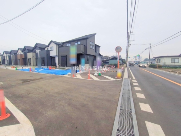 tPJs쏉x2ڂ̐VzˌĂ̑OʓH܂ތnʐ^