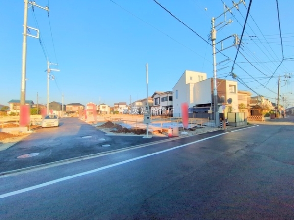 tDsu1ڂ̐VzˌĂ̑OʓH܂ތnʐ^