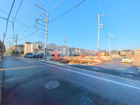 tDsu1ڂ̐VzˌĂ̑OʓH܂ތnʐ^