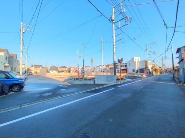 tDsu1ڂ̐VzˌĂ̑OʓH܂ތnʐ^