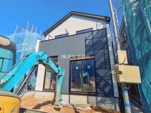 ��t���D���s�����u1���ڂ̐V�z��ˌ��Ă̌��n�O�ώʐ^