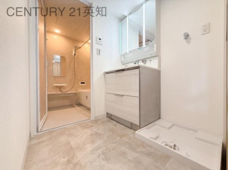 ��t����t�s������S��2���ڂ̒��Ã}���V�����̐��ʑ�E���ʏ�