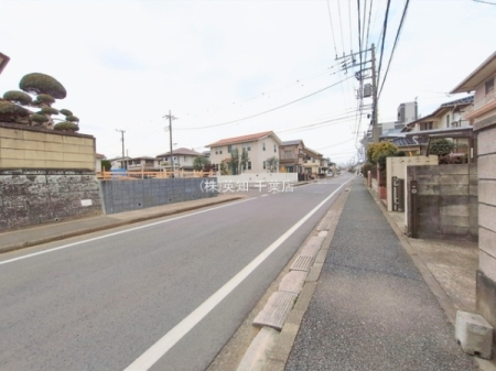 ��t�������s��a�c�V�c�̐V�z��ˌ��Ă̑O�ʓ��H�܂ތ��n�ʐ^