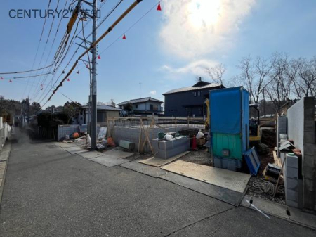 ��t����t�s��t���{��2���ڂ̐V�z��ˌ��Ă̑O�ʓ��H�܂ތ��n�ʐ^