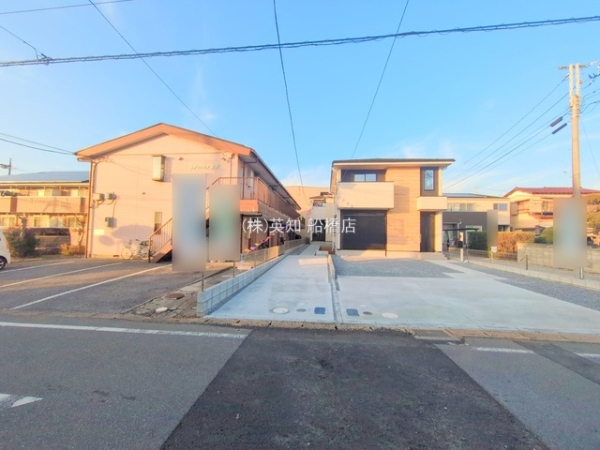 ��t���D���s�K�u��2���ڂ̐V�z��ˌ��Ă̂��̑����n