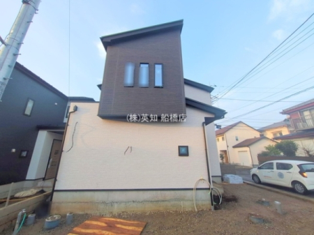 ��t�����P�J�s�ێR1���ڂ̐V�z��ˌ��Ă̂��̑����n