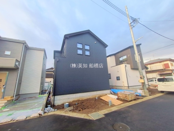 ��t�����P�J�s�ێR1���ڂ̐V�z��ˌ��Ă̂��̑����n