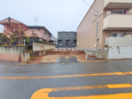 ��t�������s�����䐼7���ڂ̐V�z��ˌ��Ă̌��n�O�ώʐ^