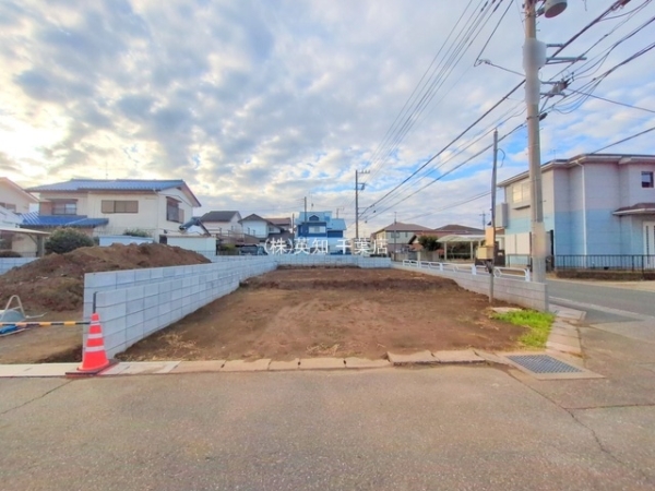 ��t���l�X���s����̐V�z��ˌ��Ă̌��n�O�ώʐ^