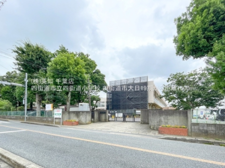 ��t���l�X���s����̐V�z��ˌ��Ă̎��ӊ�