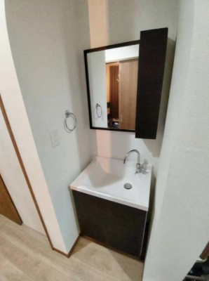 ��t����t�s��t�����1���ڂ̒��È�ˌ��Ă̐��ʑ�E���ʏ�