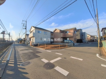 ��t���K�u��s����4���ڂ̓y�n�̑O�ʓ��H�܂ތ��n�ʐ^