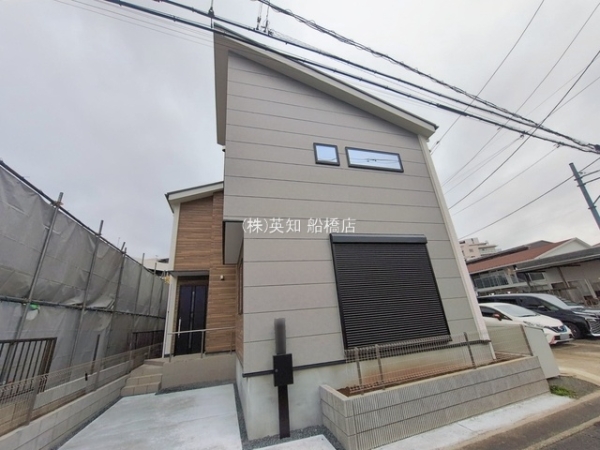 ��t���D���s�s�c1���ڂ̐V�z��ˌ��Ă̂��̑����n