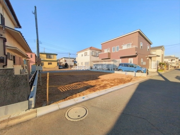 ��t���D���s�����3���ڂ̐V�z��ˌ��Ă̂��̑����n