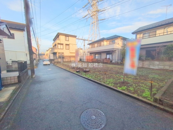 ��t�����P�J�s�������6���ڂ̓y�n�̑O�ʓ��H�܂ތ��n�ʐ^