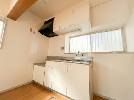 ��t����t�s��t��݂��4���ڂ̒��È�ˌ��ẴL�b�`��