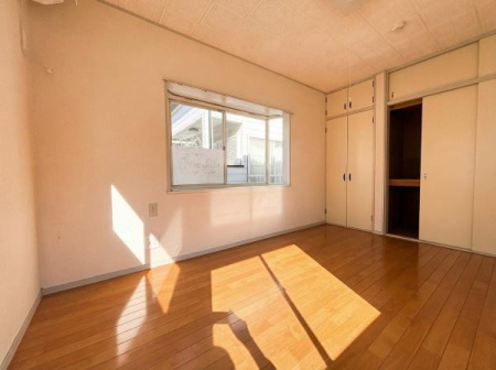 ��t����t�s��t��݂��4���ڂ̒��È�ˌ��Ă̐Q��