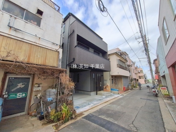 ��t����t�s��ы�V��5���ڂ̐V�z��ˌ��Ă̑O�ʓ��H�܂ތ��n�ʐ^